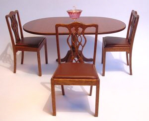 Dining chairs with fret work back